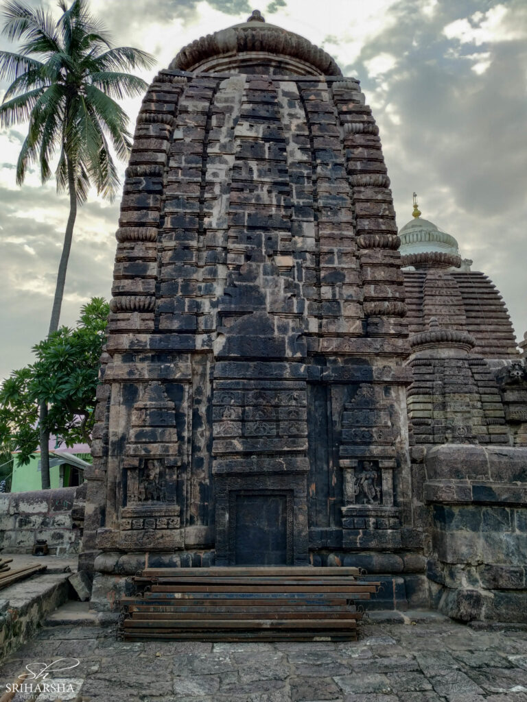 Bharateswar Temple