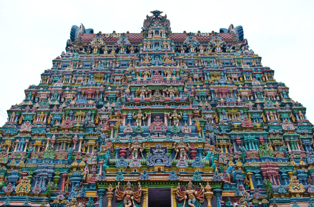 Meenakshi Amman Temple, Tamil Nadu, Photo by Pablo Necochea Flickr